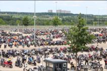 über 8000 Motorräder sind nach Stuttgart gekommen