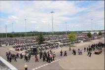 über 8000 Motorräder sind nach Stuttgart gekommen